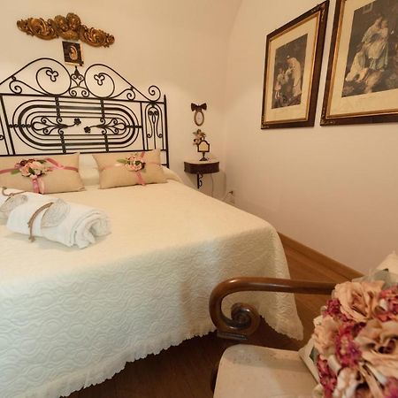 サレルノ La Casa Degli Angeli Bed & Breakfast エクステリア 写真