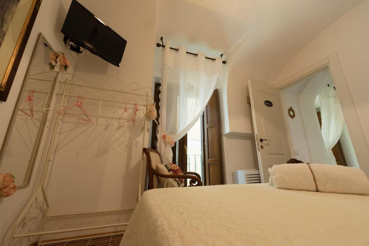サレルノ La Casa Degli Angeli Bed & Breakfast エクステリア 写真