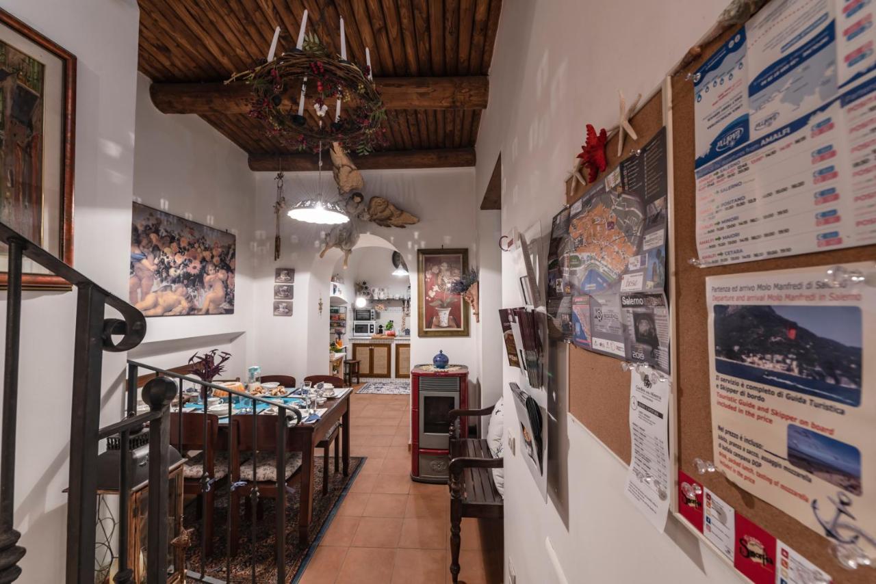 サレルノ La Casa Degli Angeli Bed & Breakfast エクステリア 写真
