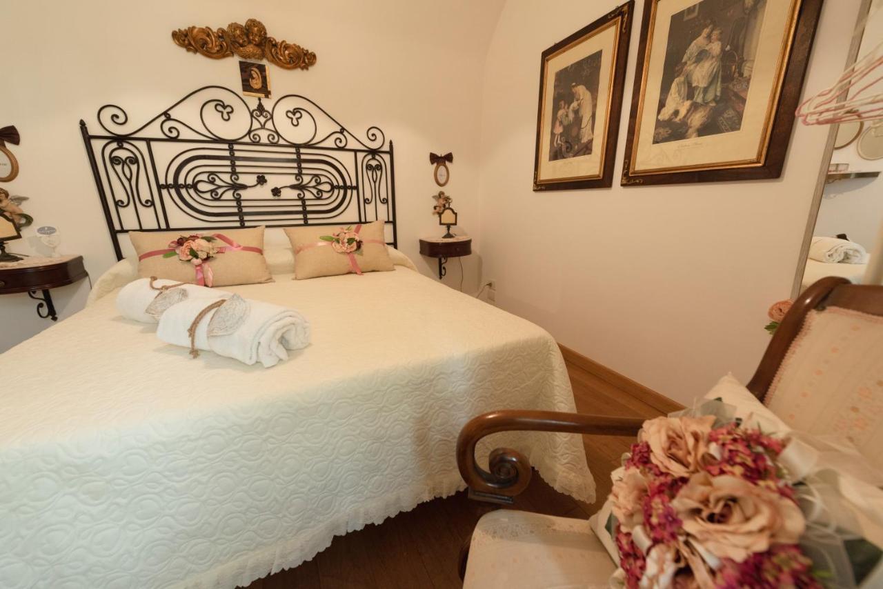サレルノ La Casa Degli Angeli Bed & Breakfast エクステリア 写真