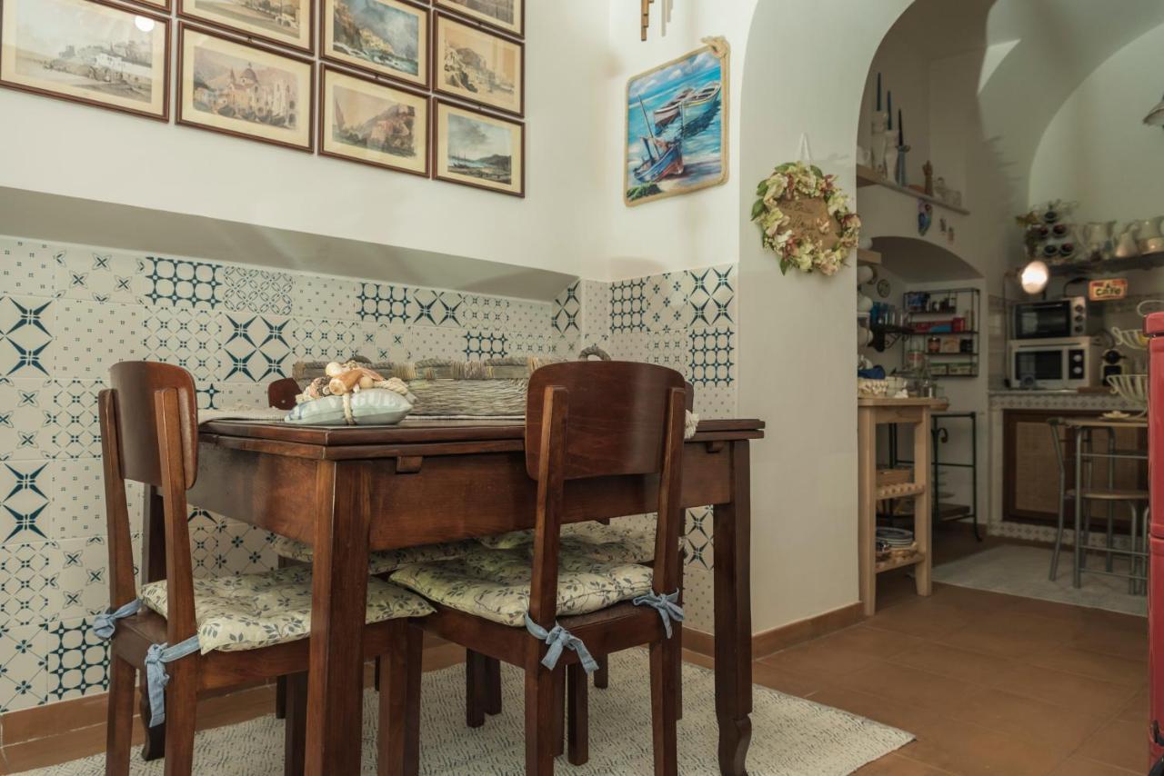 サレルノ La Casa Degli Angeli Bed & Breakfast エクステリア 写真