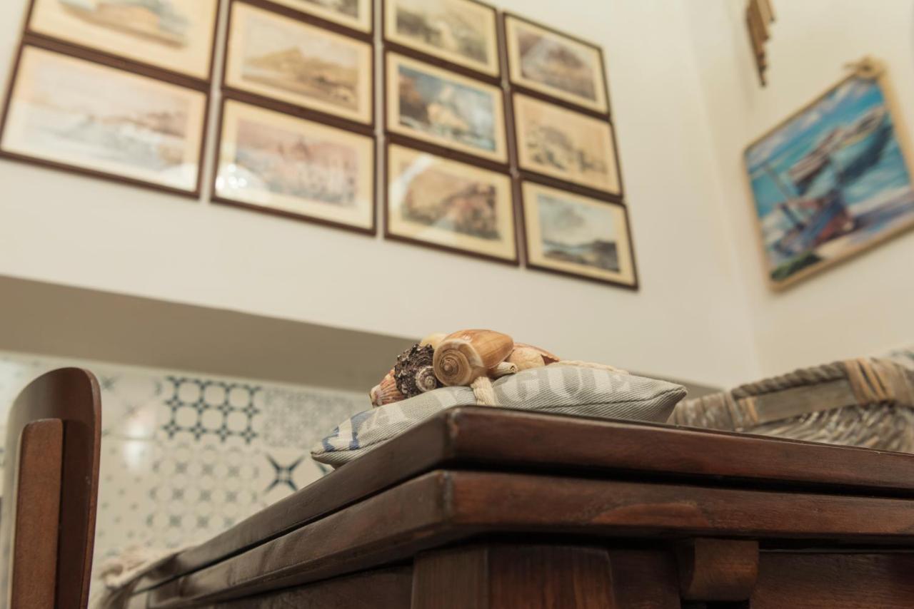 サレルノ La Casa Degli Angeli Bed & Breakfast エクステリア 写真
